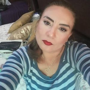 Meet your Posher, Maria refugio